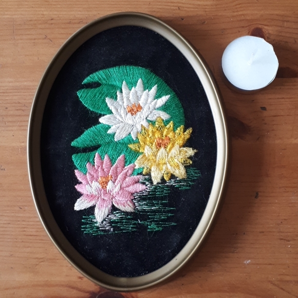 Other - Vintage Embroidery Lily Art